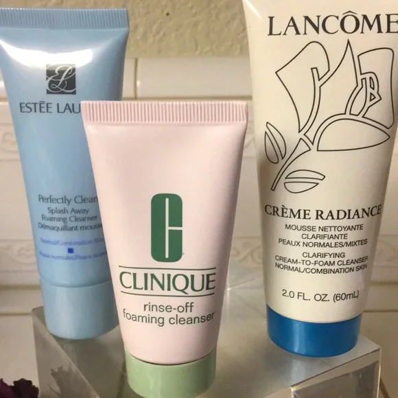 Set/3 Rinse-Off Facial Cleansers -(Unisex) - Picture 4 of 4